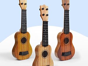 WICVIK Ukulele Mini Guitar ، قيثارة للأطفال المبتدئين ، أداة القيثارة الاحترافية ، هدية أدوات موسيقية ، جيتار قيثارة للأطفال 15 بوصة مع 4 أوتار جيتار صغير (بني)