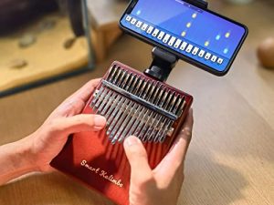 Jooleer Smart Kalimba مع مطرقة ضبط التطبيق بيانو الإبهام 17 مفتاحًا محمولًا سهل التعلم آلة موسيقية للمبتدئين للأطفال والكبار هدية الكريسماس (أحمر كلاريت)
